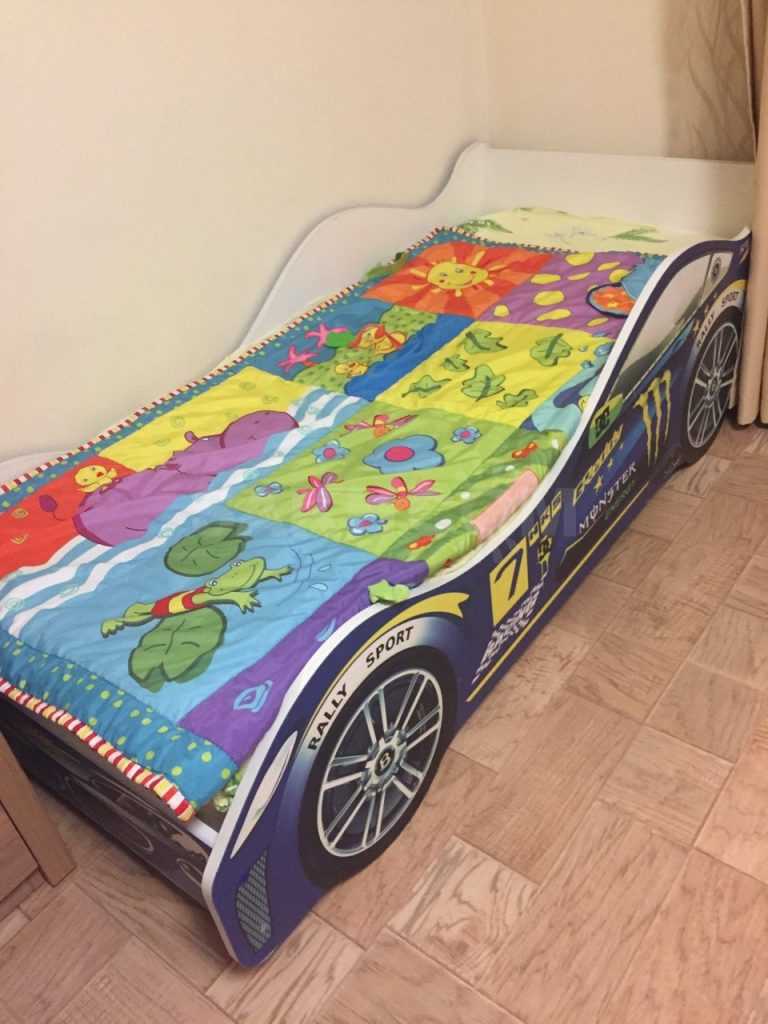 Кровать машина для мальчика синяя